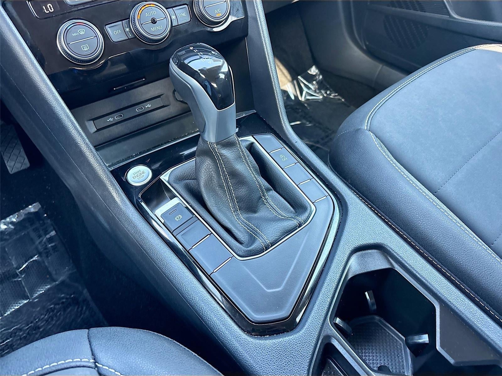 2024 Volkswagen TAOS SE SE