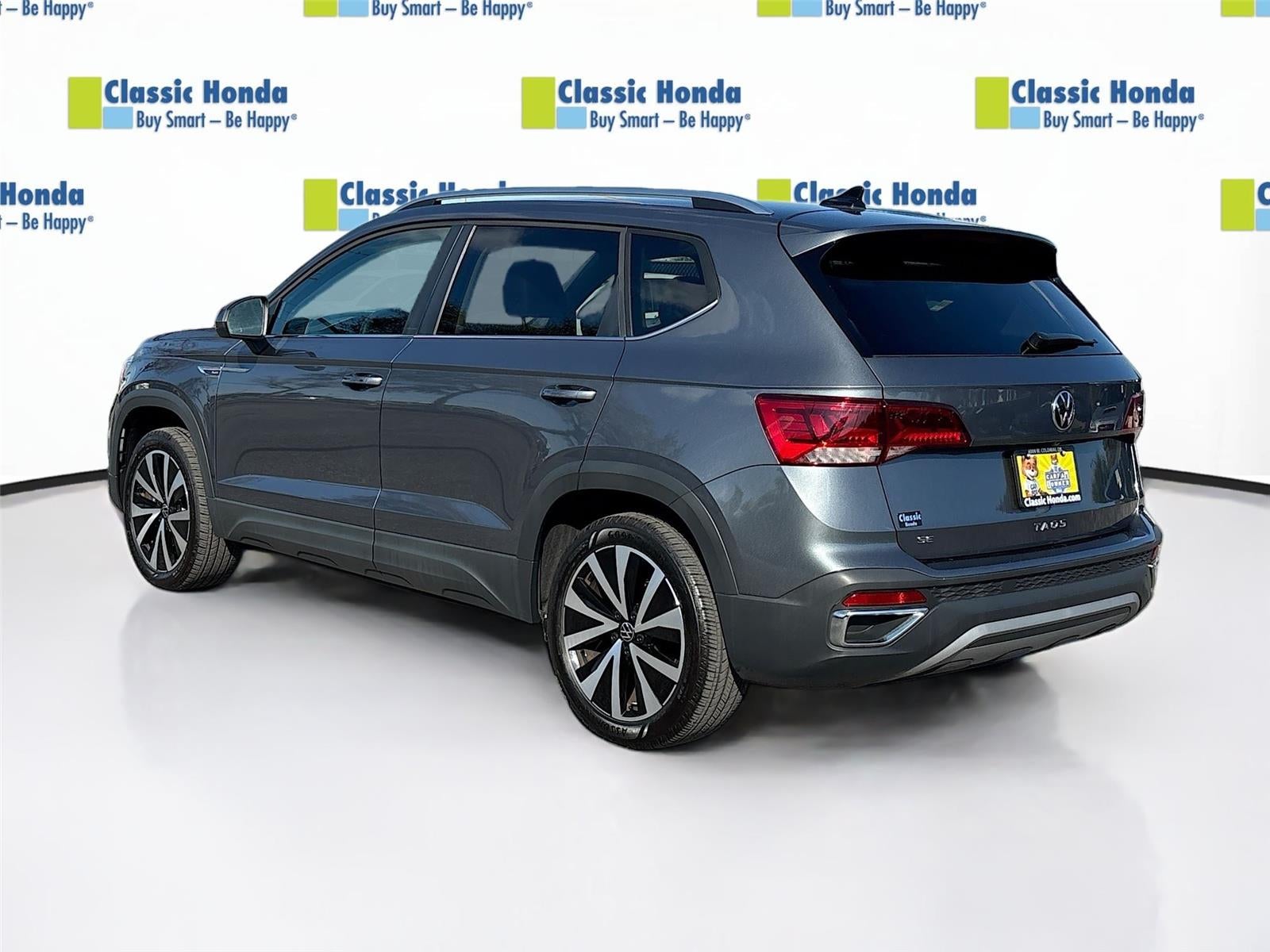 2024 Volkswagen TAOS SE SE