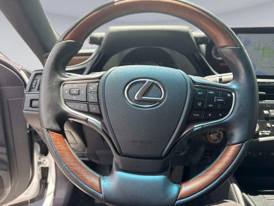 2025 Lexus ES ES 300h Luxury
