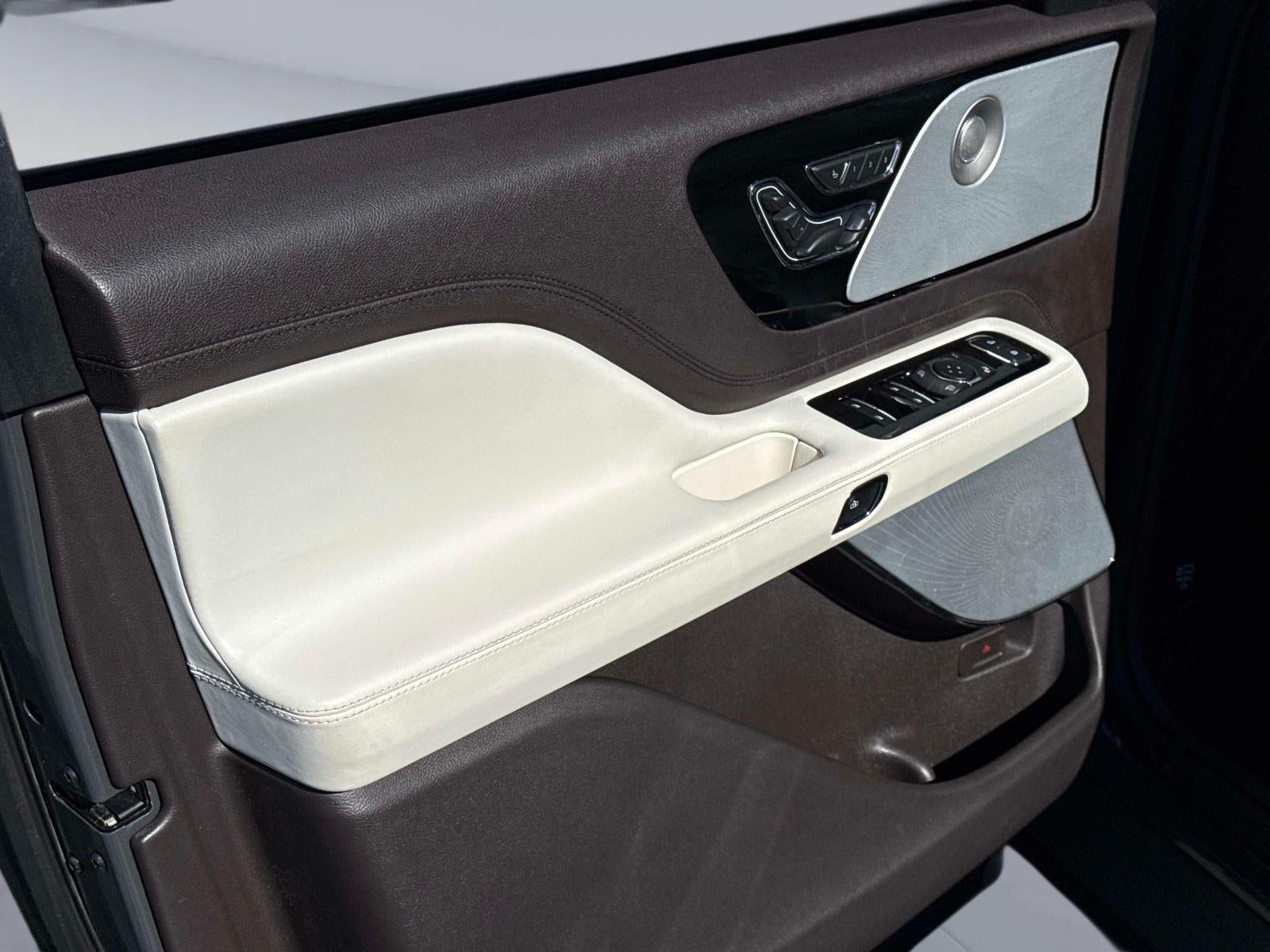 2020 Lincoln Aviator Black Label