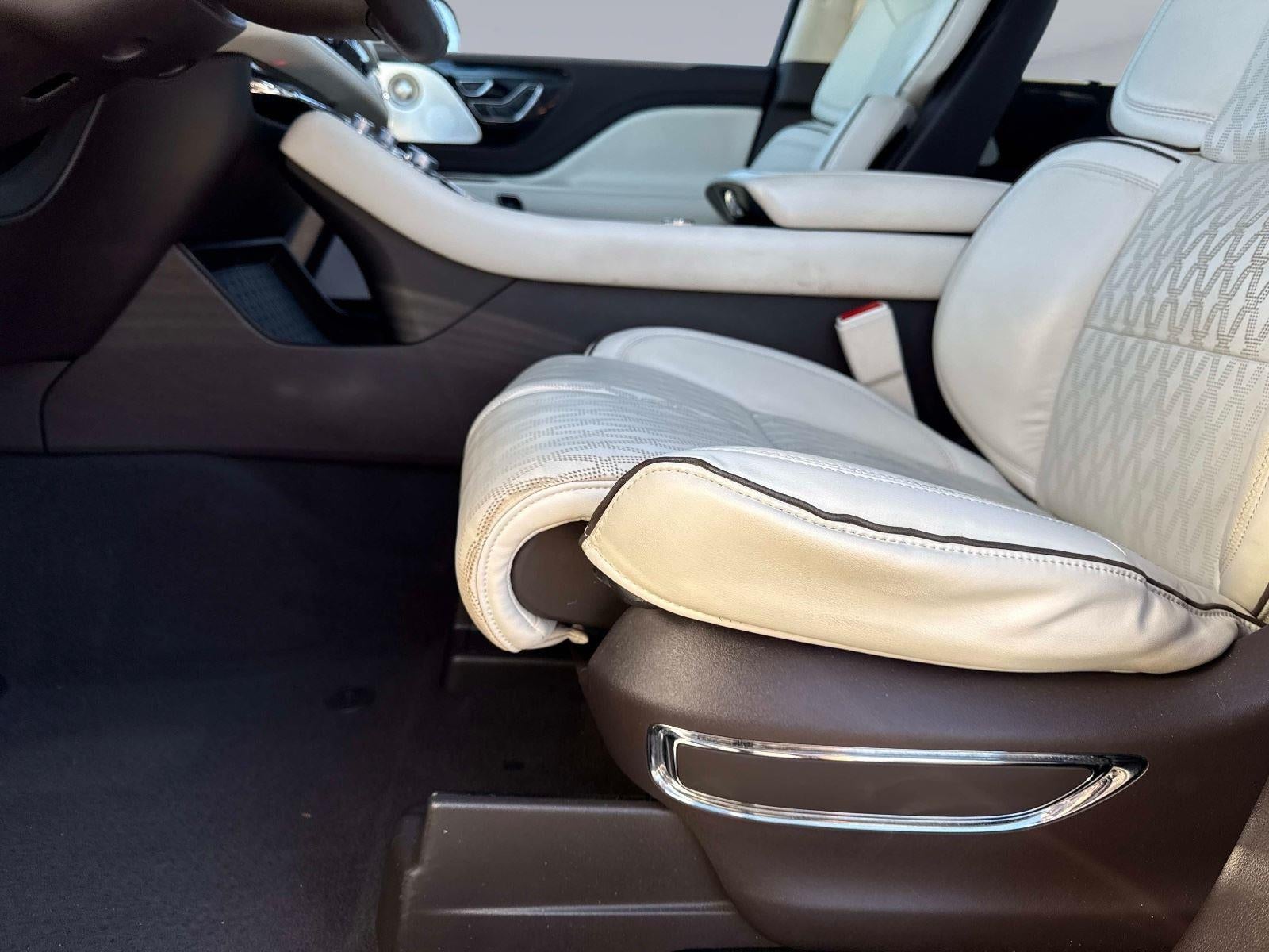 2020 Lincoln Aviator Black Label