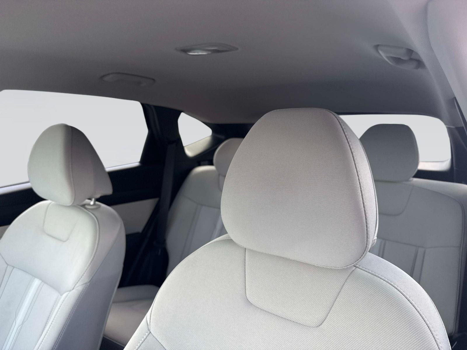 2025 Hyundai TUCSON SEL SEL