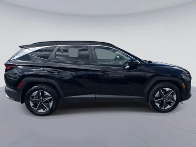 2025 Hyundai TUCSON SEL SEL