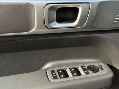 2027 Hyundai Santa Fe SE
