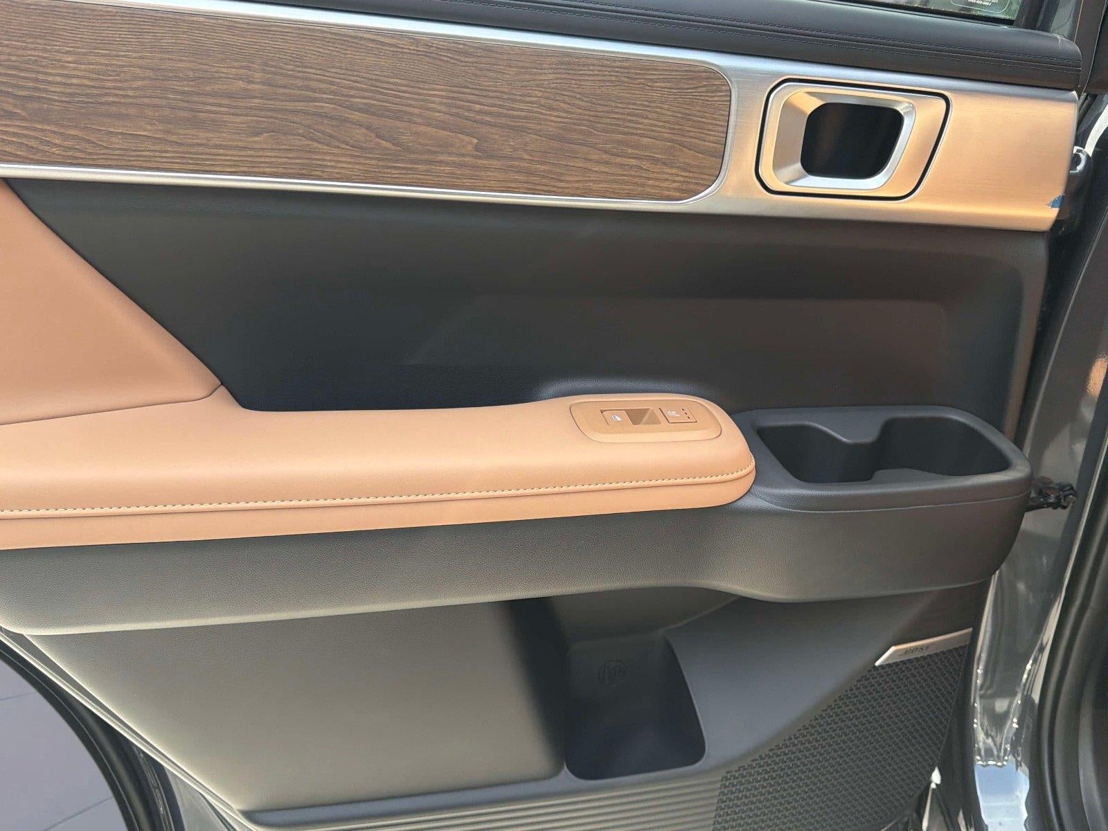 2025 Hyundai Santa Fe Hybrid Limited