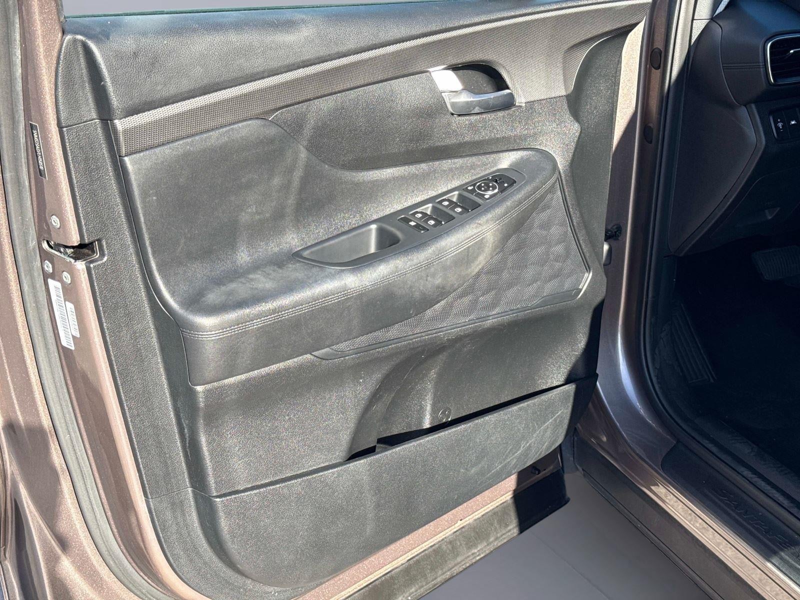 2020 Hyundai Santa Fe SE