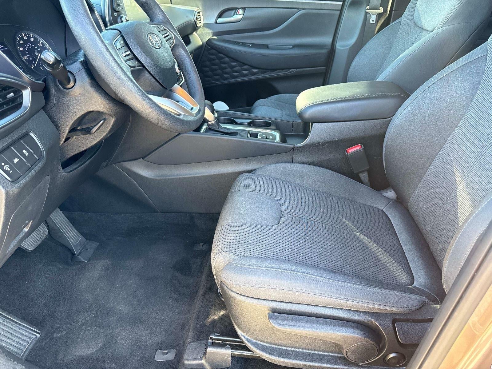 2020 Hyundai Santa Fe SE