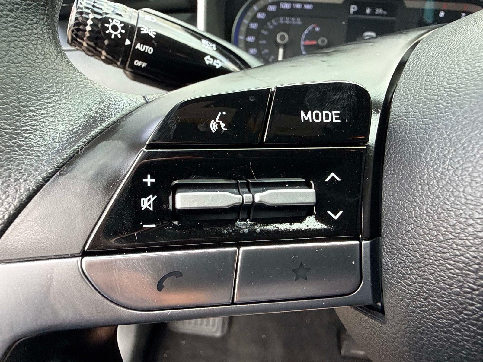 2024 Hyundai Santa Cruz SE