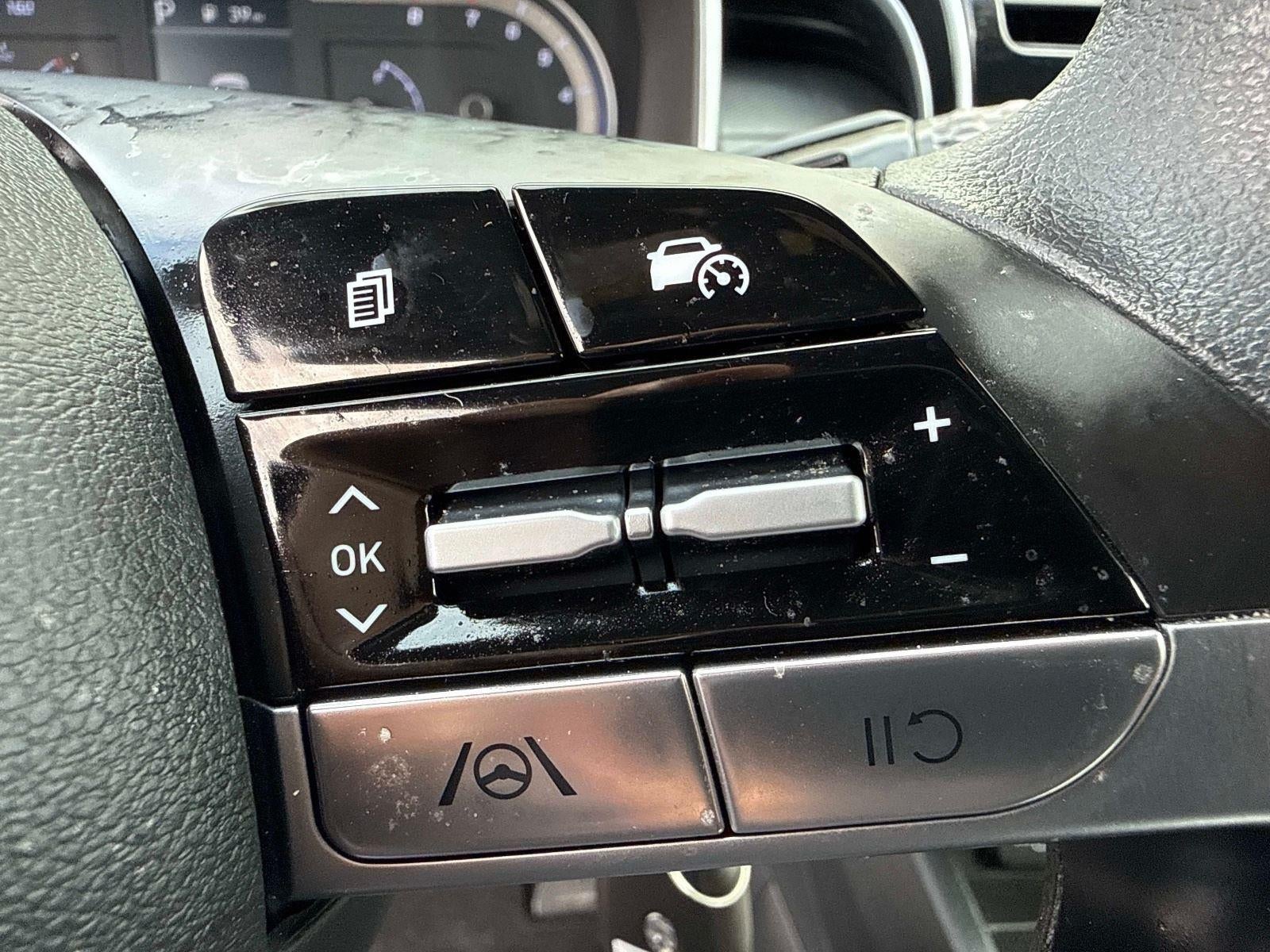 2024 Hyundai Santa Cruz SE