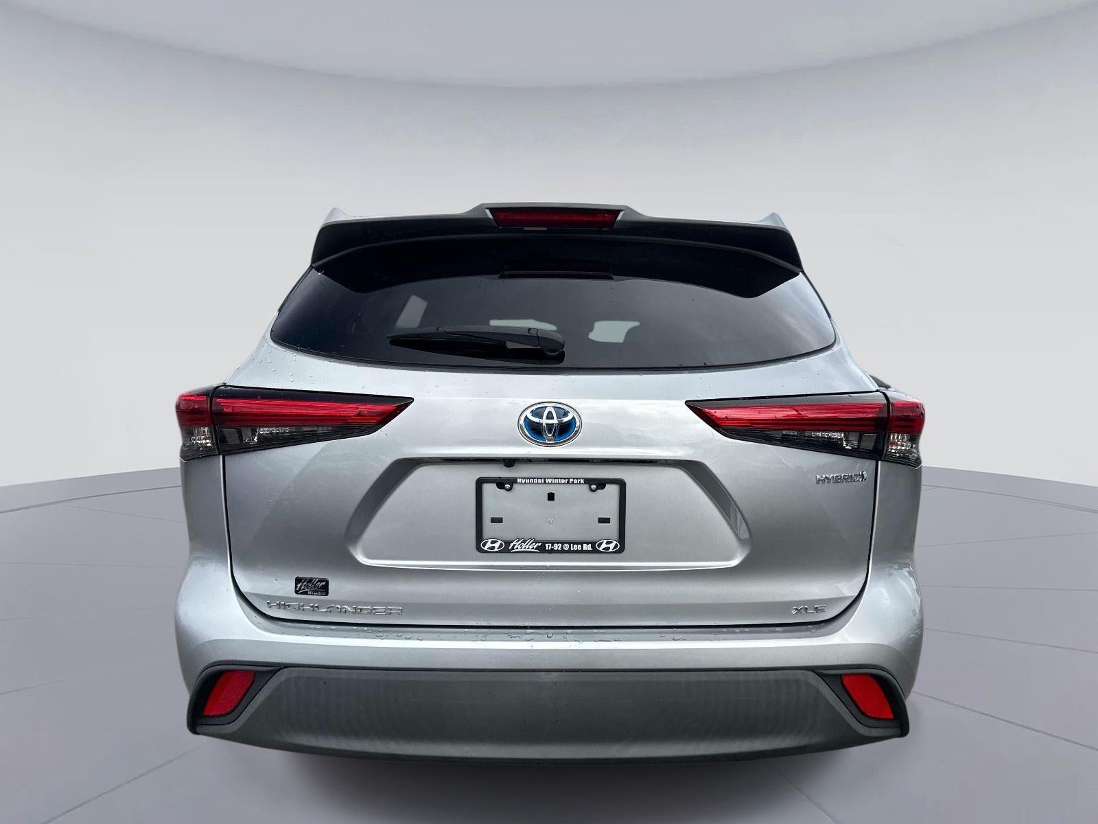 2021 Toyota Highlander Hybrid XLE