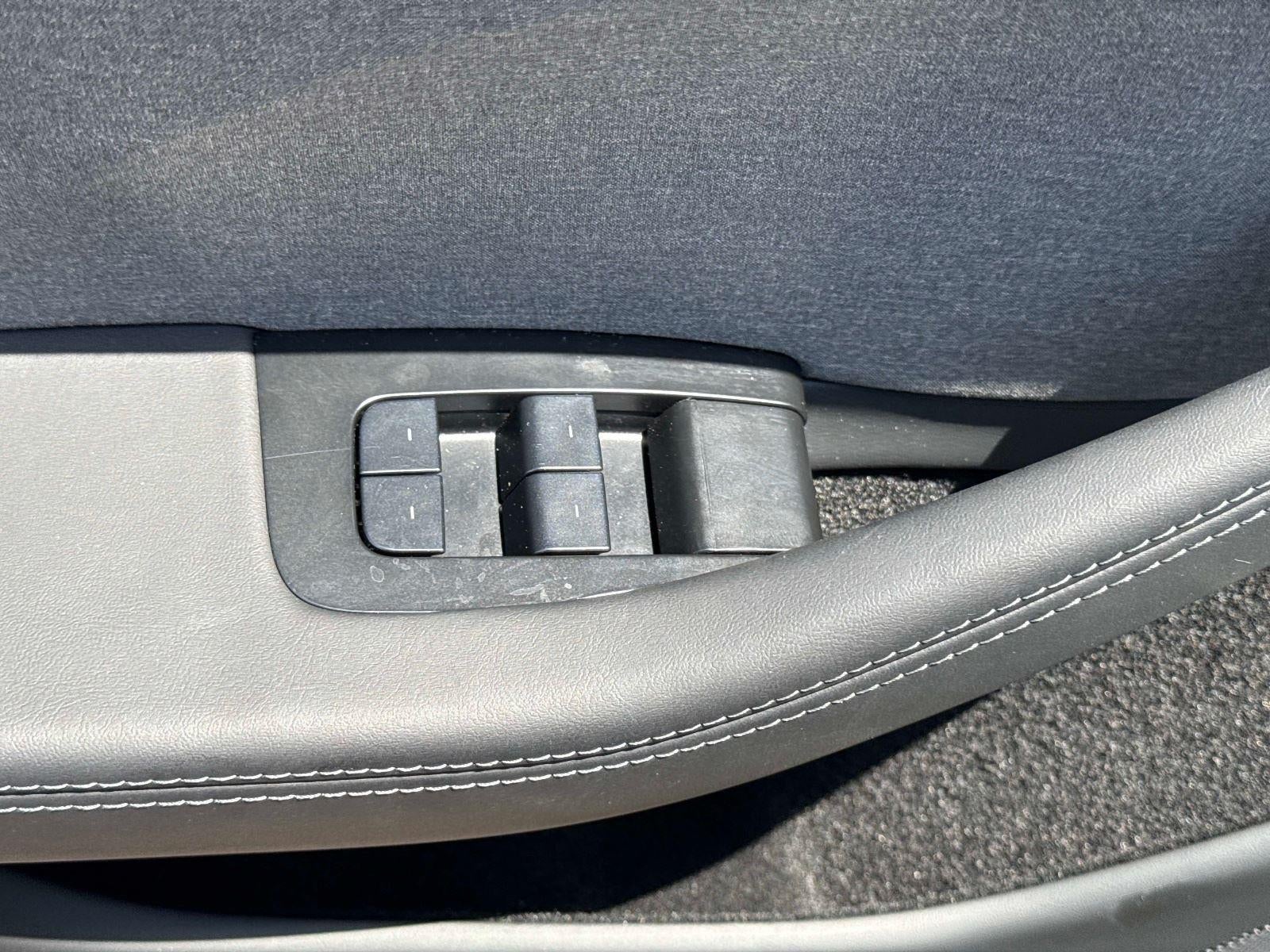 2026 Tesla Model 3 Premium