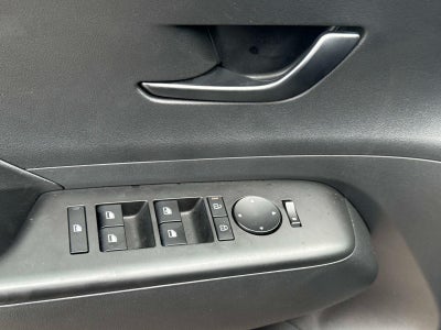 2024 Hyundai Kona SE