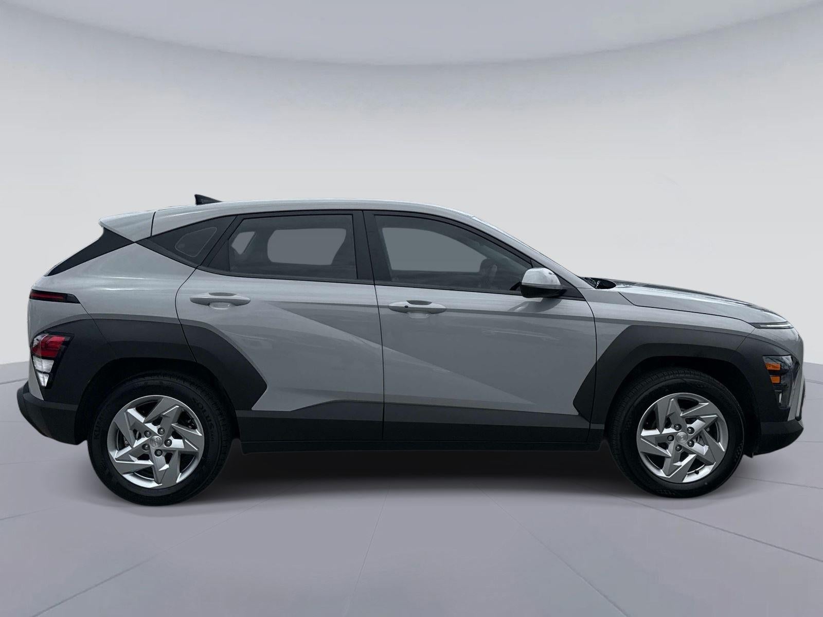 2024 Hyundai Kona SE