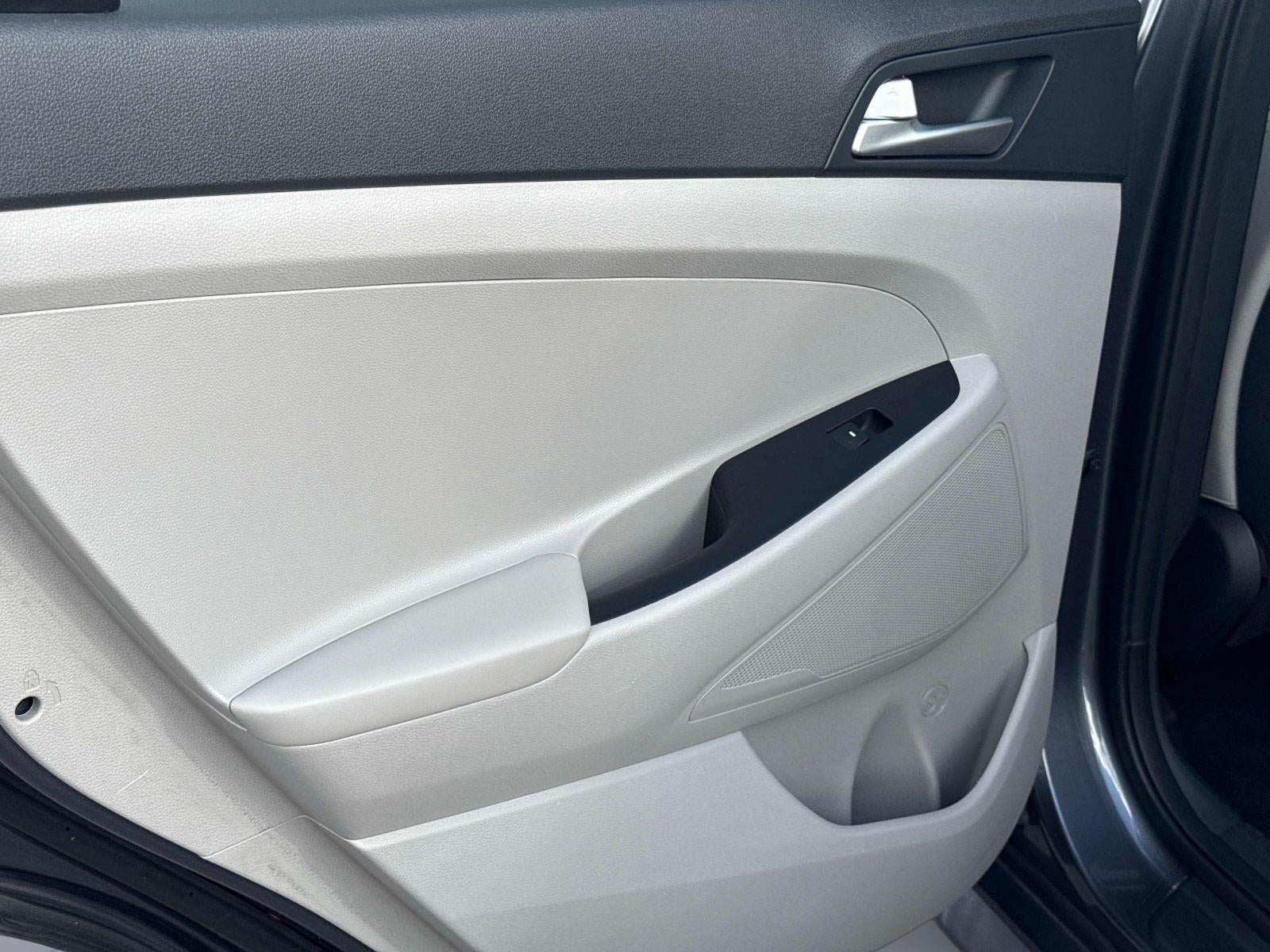 2021 Hyundai Tucson SE