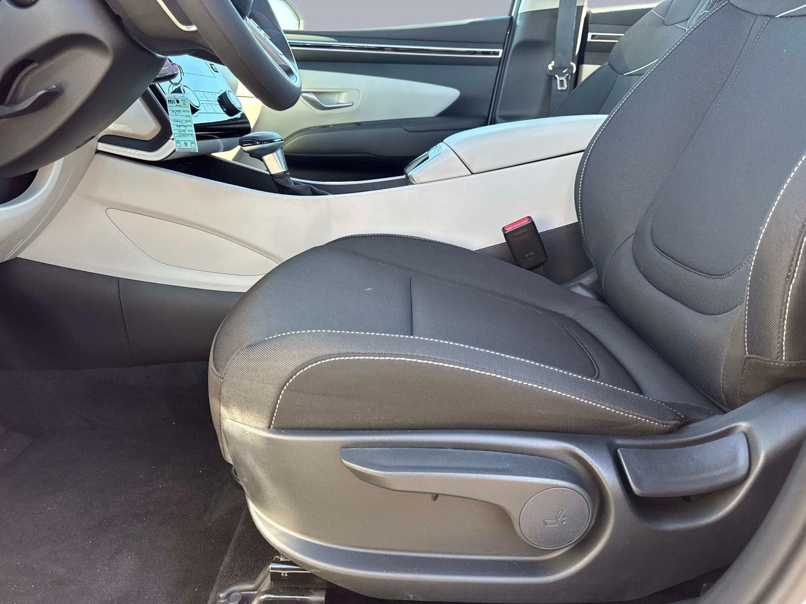 2022 Hyundai Tucson SE