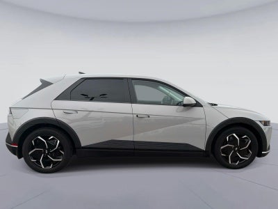 2024 Hyundai IONIQ 5 SE