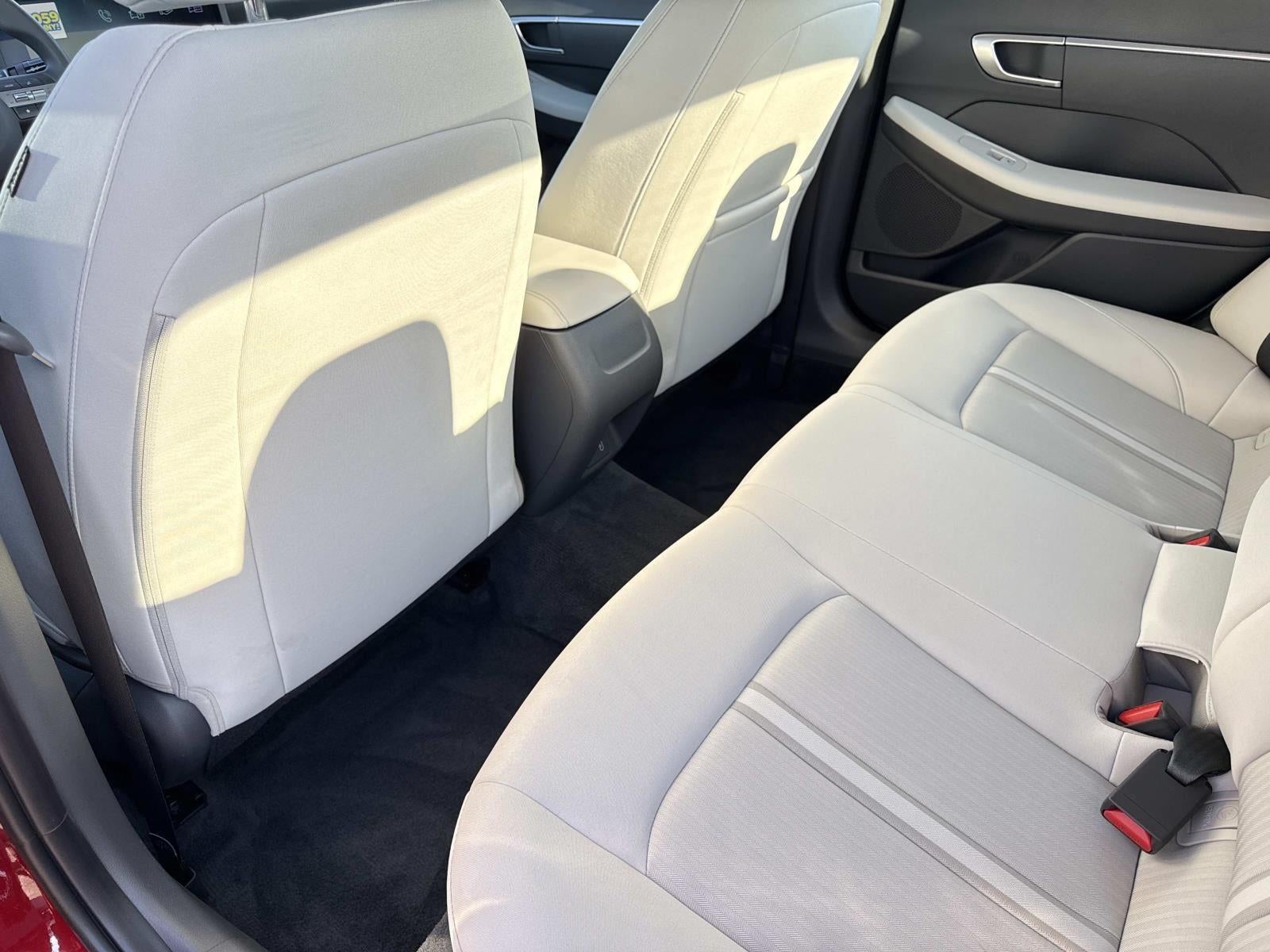 2025 Hyundai Sonata SE