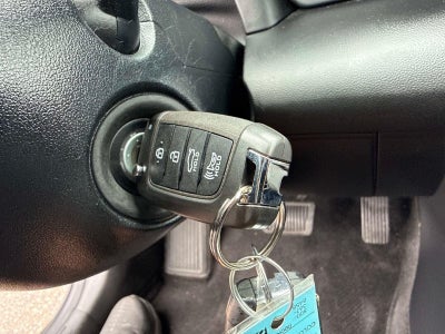 2022 Hyundai Elantra SE