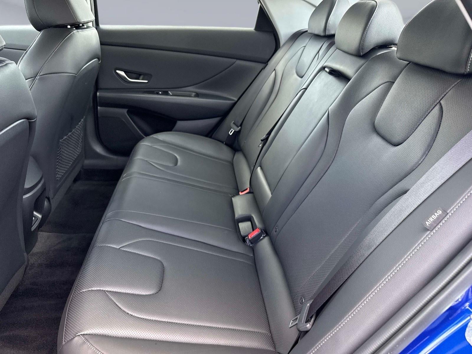 2025 Hyundai Elantra Hybrid Limited