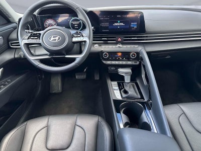 2025 Hyundai Elantra Hybrid Limited