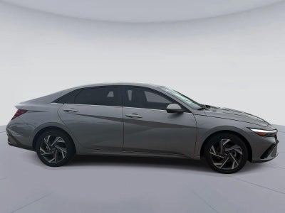 2025 Hyundai Elantra Hybrid Limited