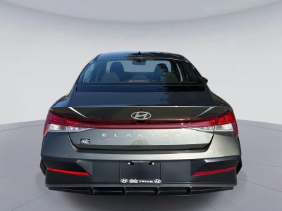 2025 Hyundai Elantra SEL Convenience