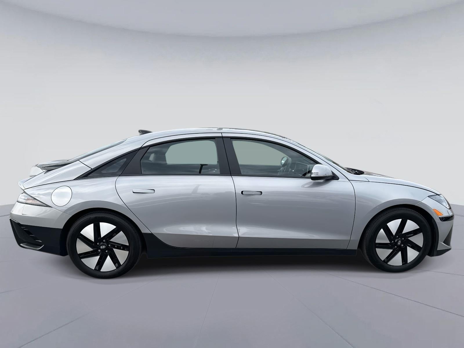 2023 Hyundai IONIQ 6 SE Standard Range