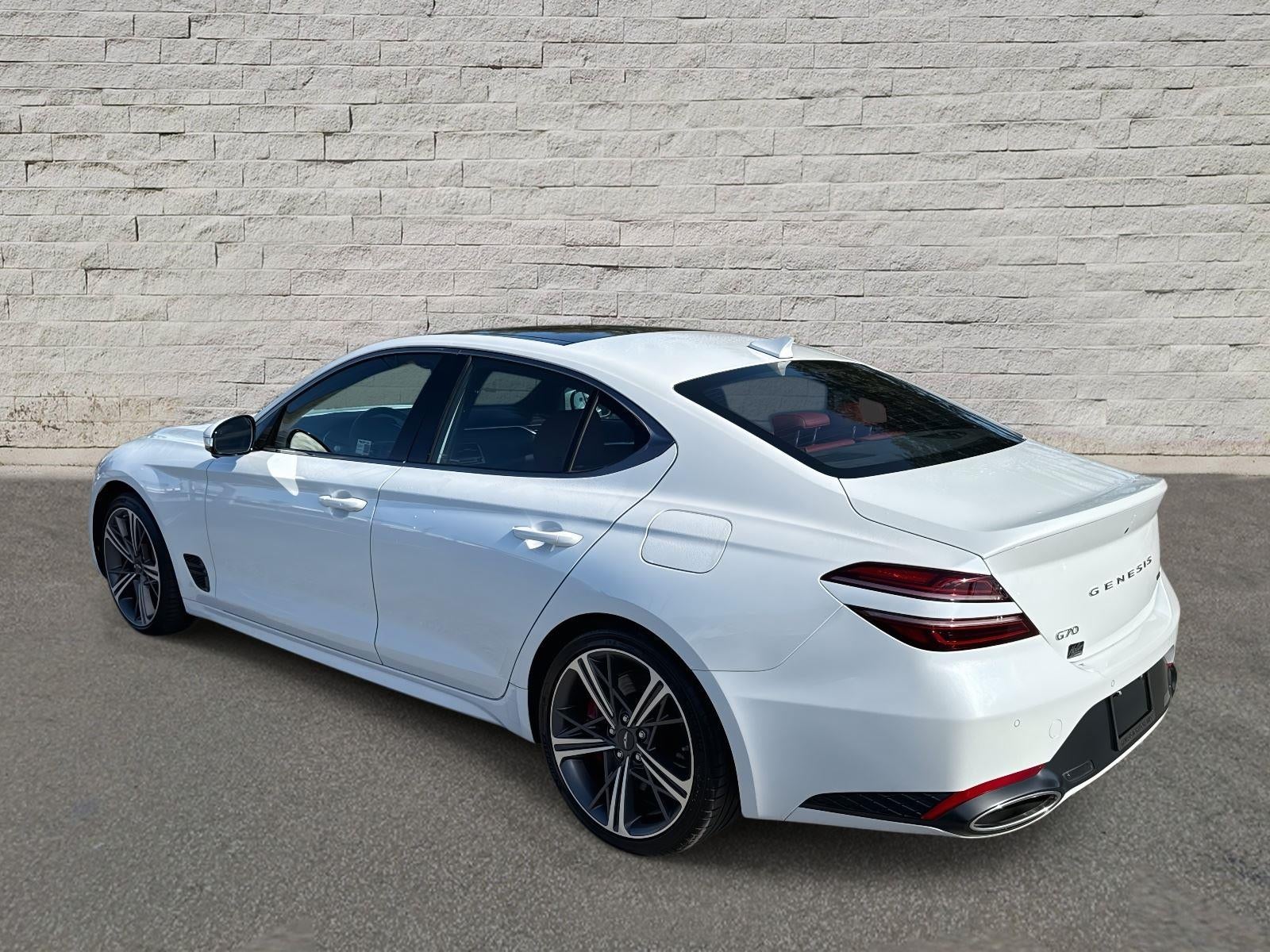 2025 Genesis G70 3.3T Sport Prestige