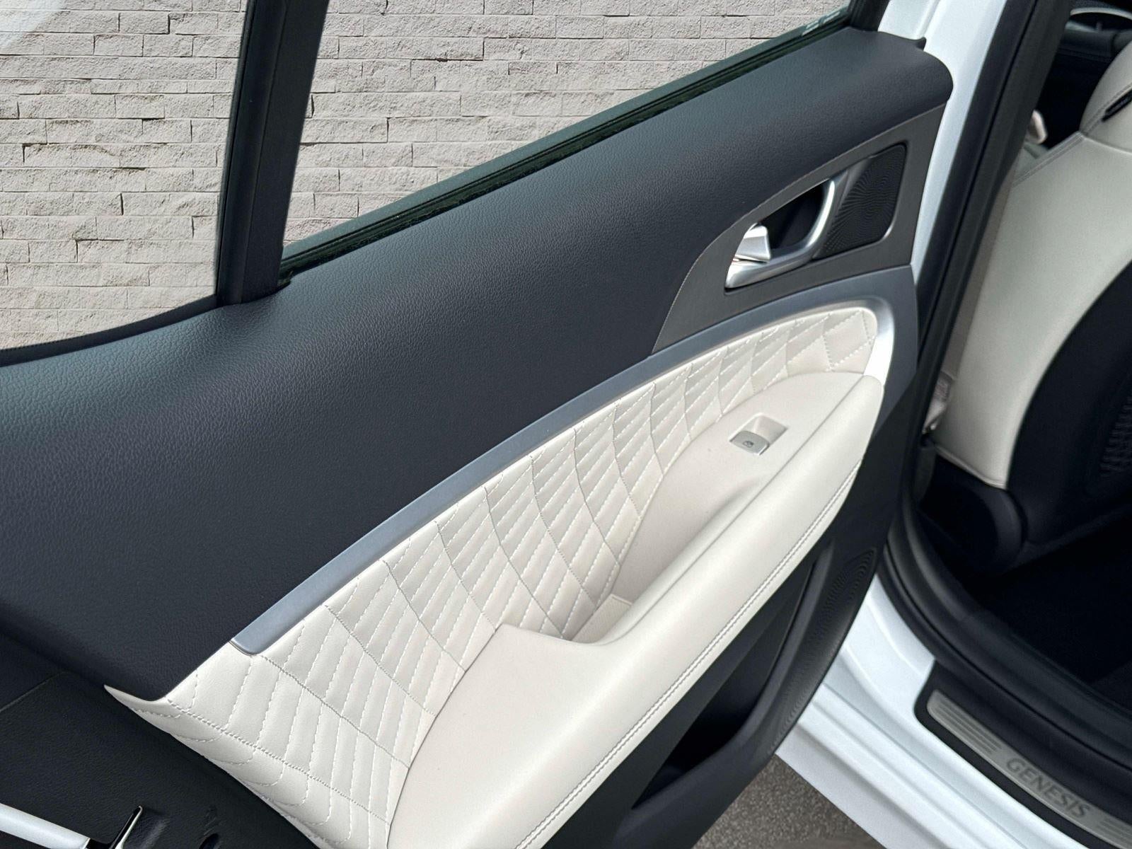 2025 Genesis G70 3.3T Sport Prestige