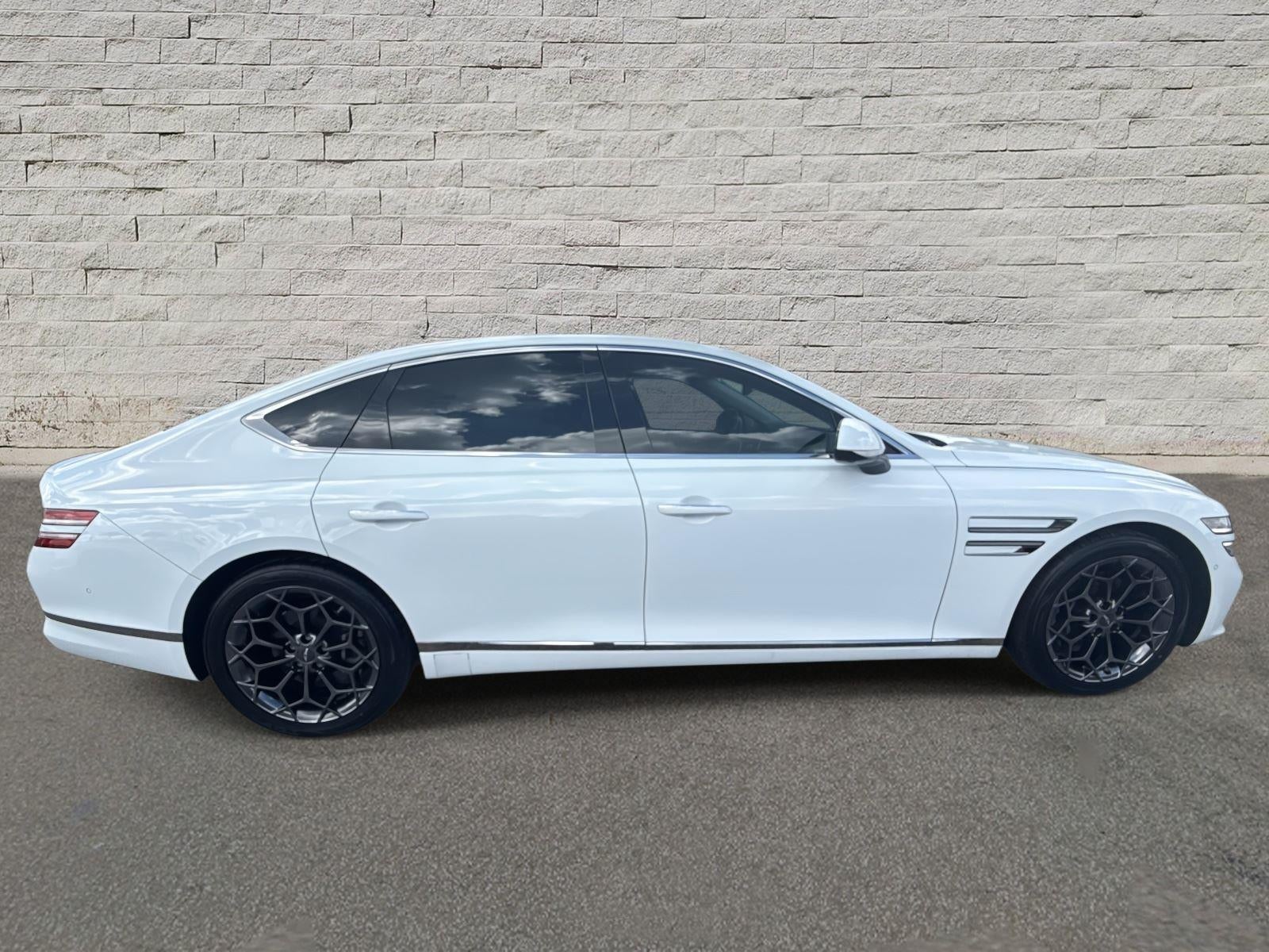 2022 Genesis G80 2.5T