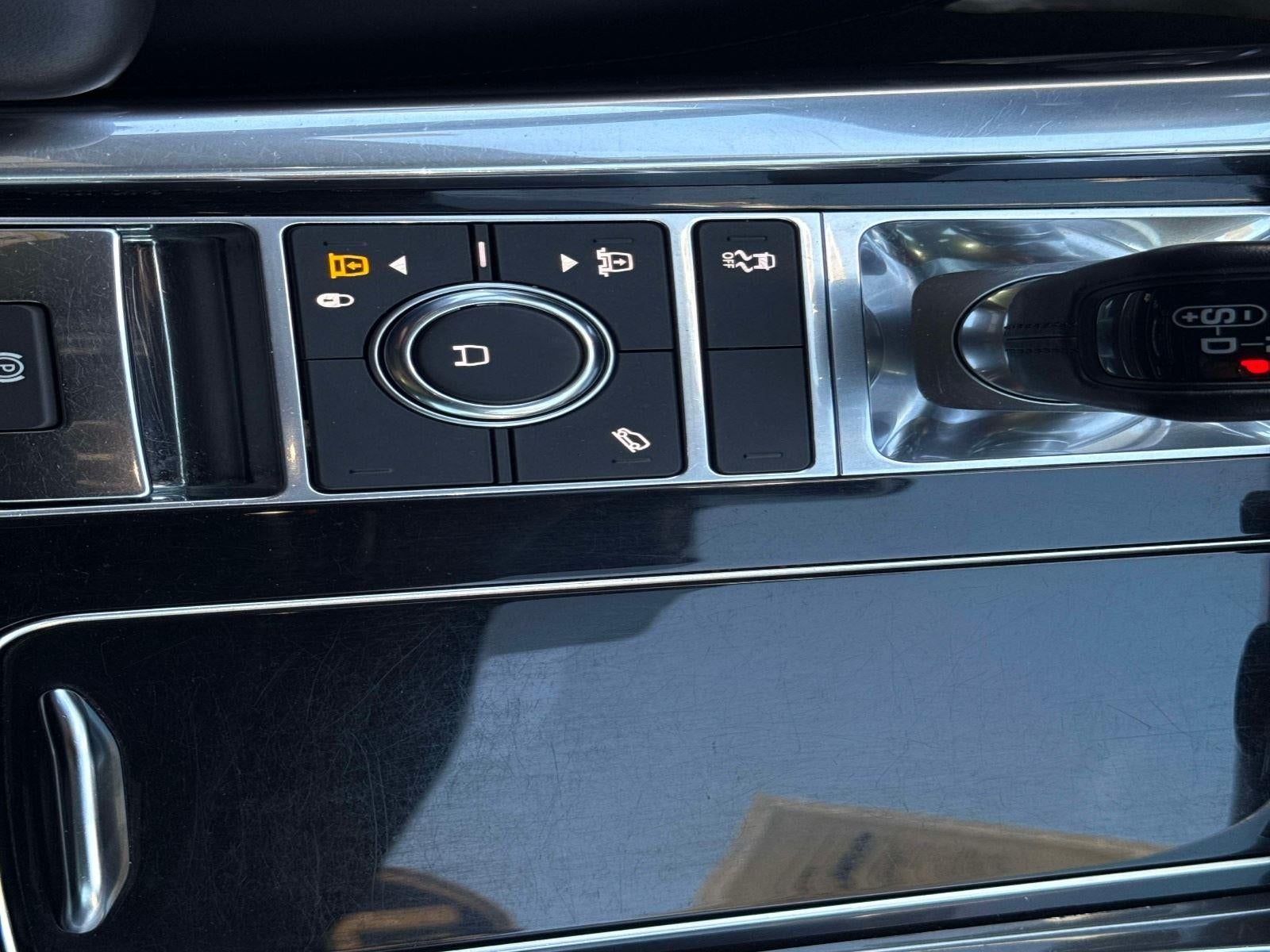 2021 Land Rover Range Rover Sport HSE Silver Edition