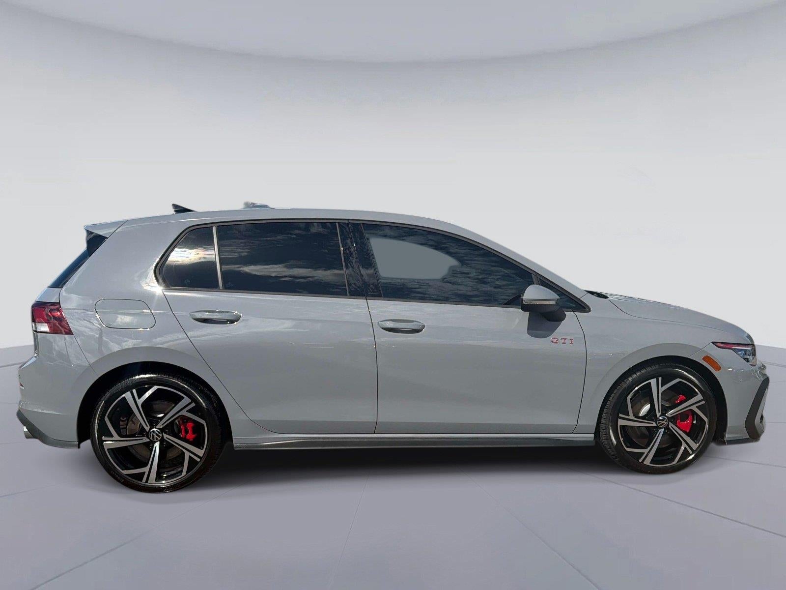 2025 Volkswagen Golf GTI SE