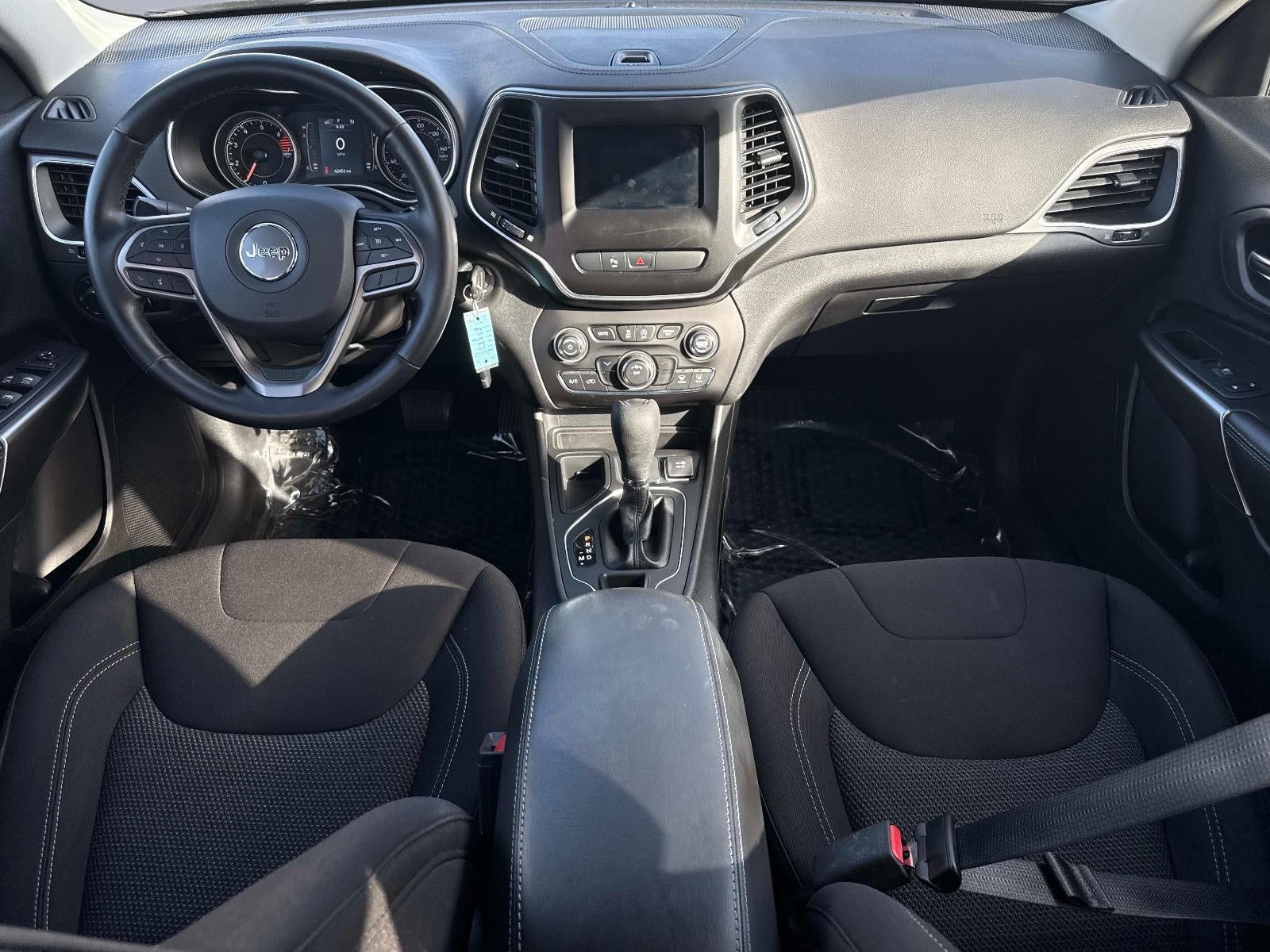 2020 Jeep CHEROKEE Latitude