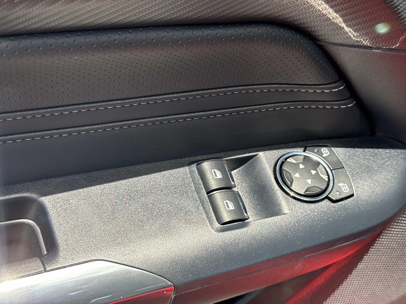 2026 Ford MUSTANG Base