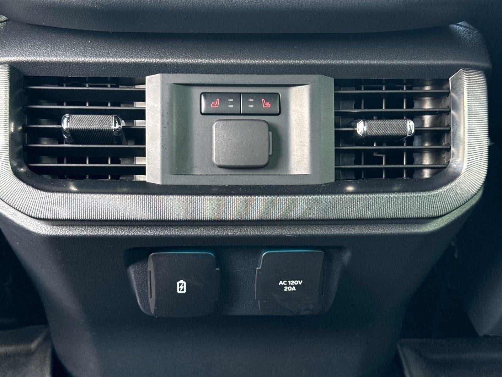 2025 Ford F-150 Base