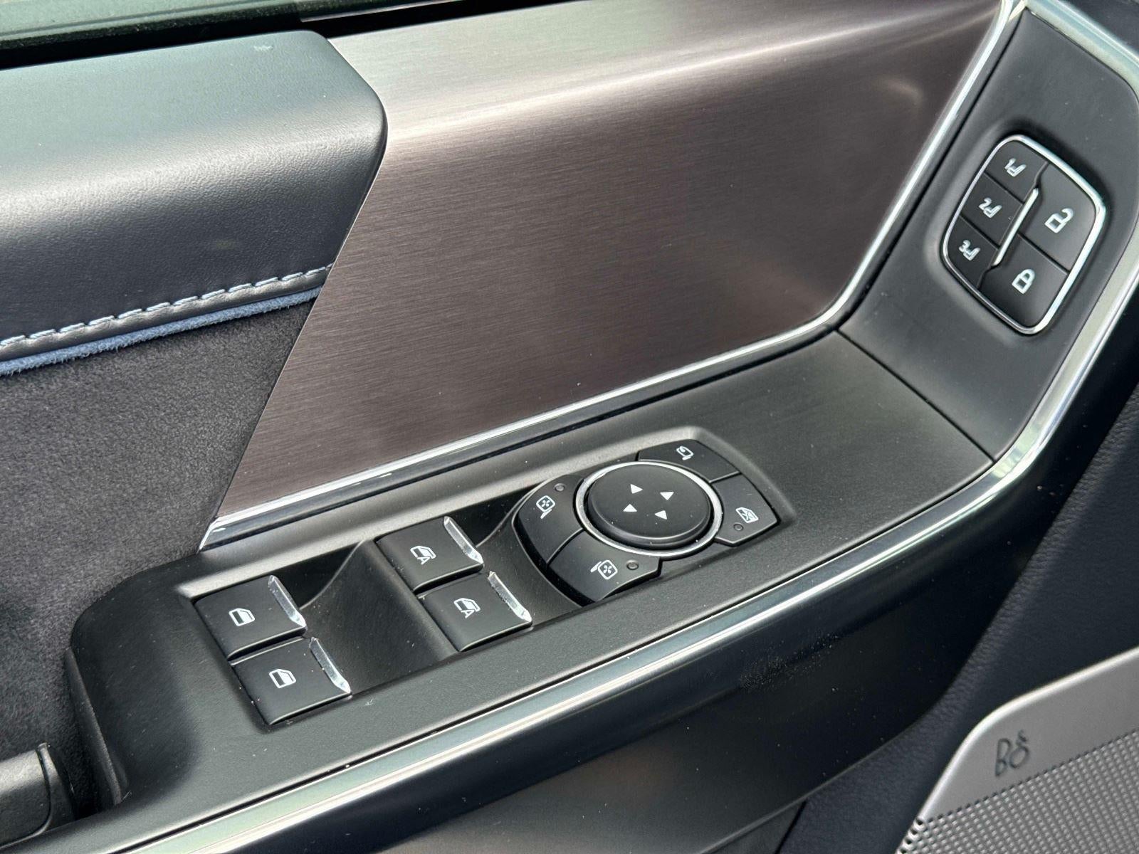 2025 Ford F-150 Base