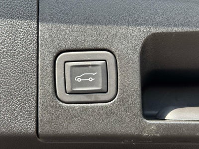 2025 Cadillac XT4 FWD Premium Luxury