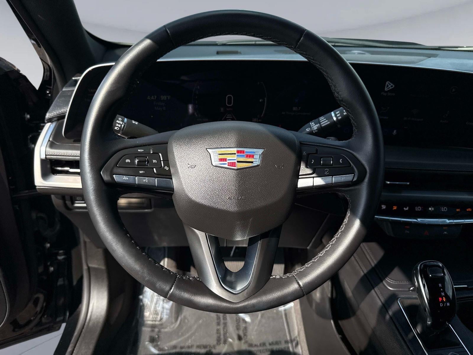 2025 Cadillac XT4 FWD Premium Luxury