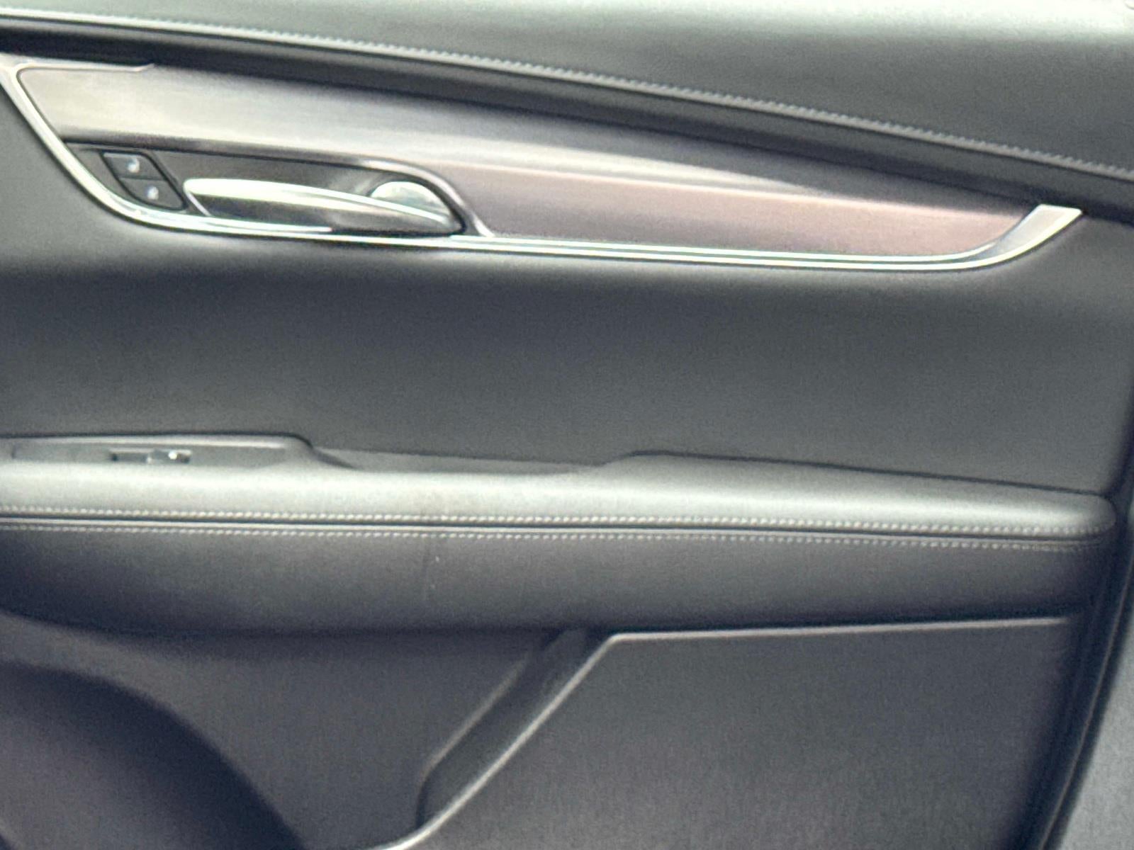 2023 Cadillac XT5 FWD Luxury