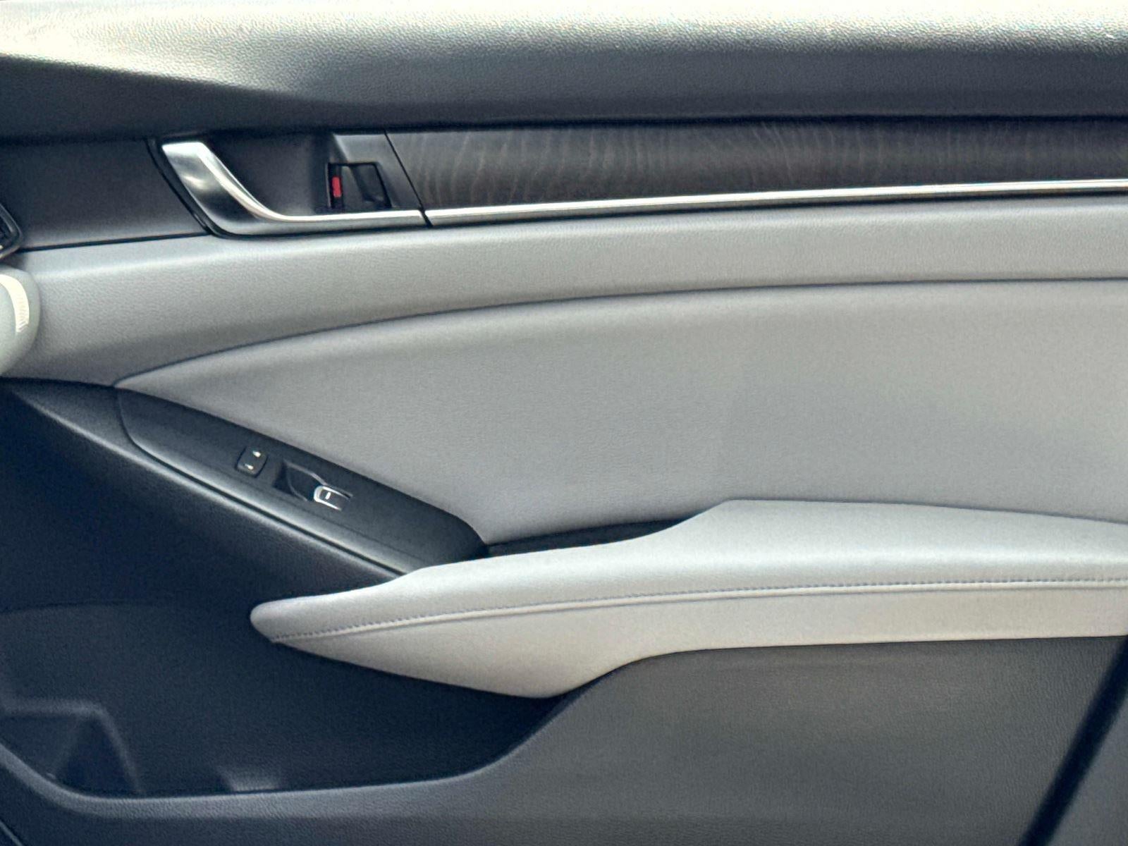2018 Honda Accord Sedan Touring 1.5T