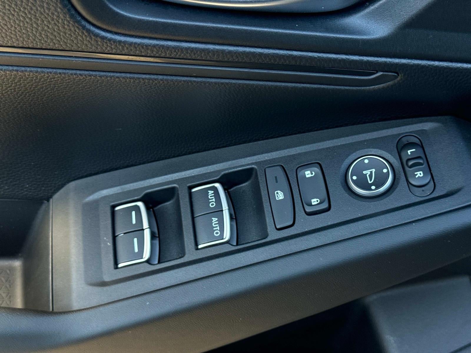 2023 Honda Accord Sedan LX