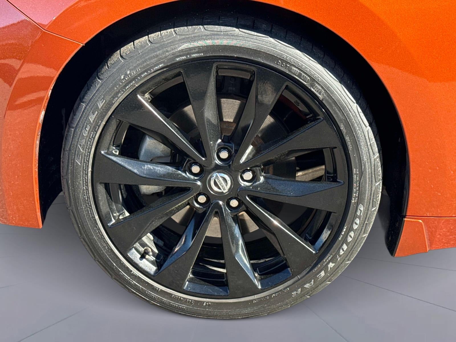 2020 Nissan Maxima SR