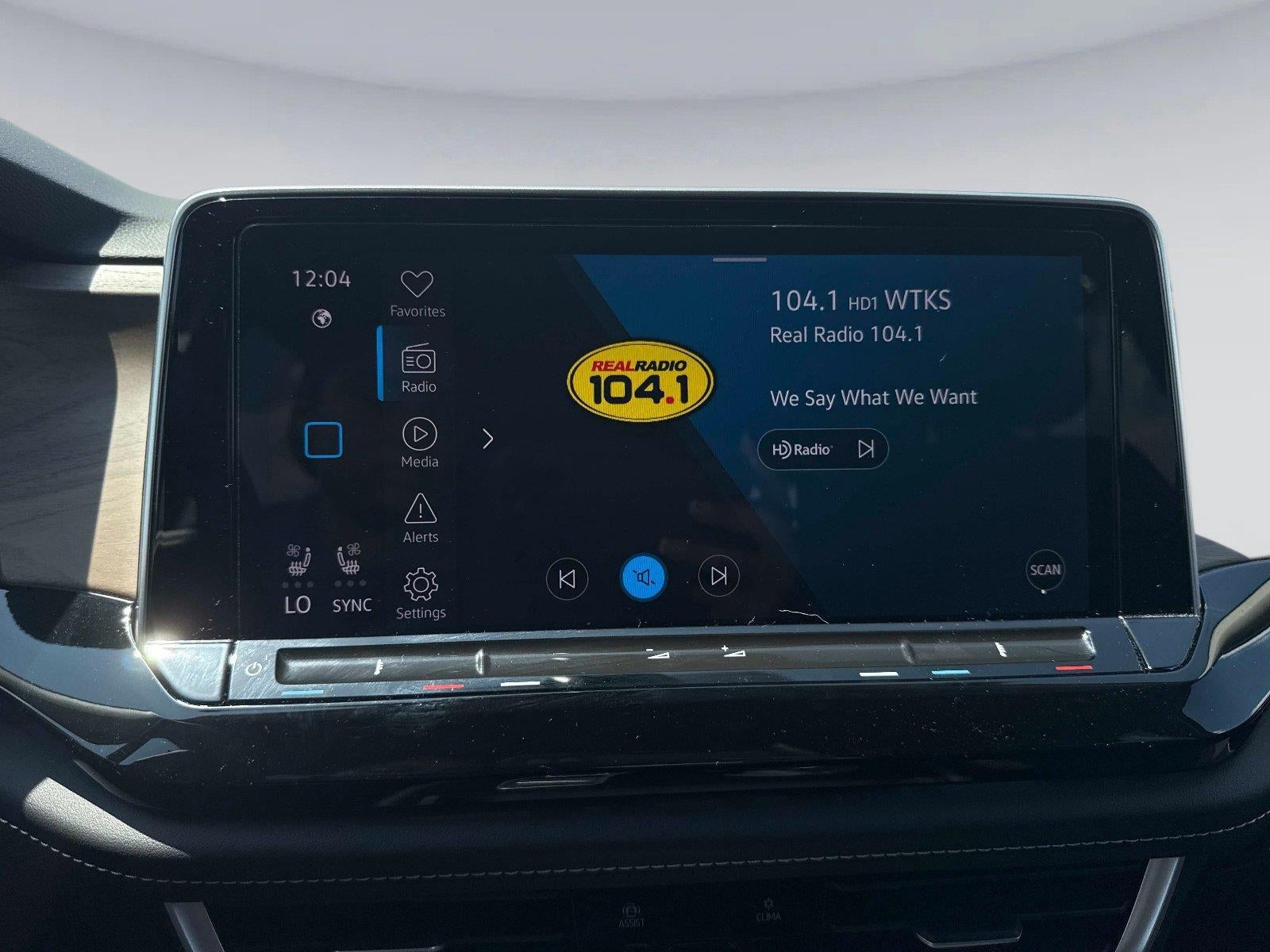 2024 Volkswagen Atlas 2.0T SE w/Technology