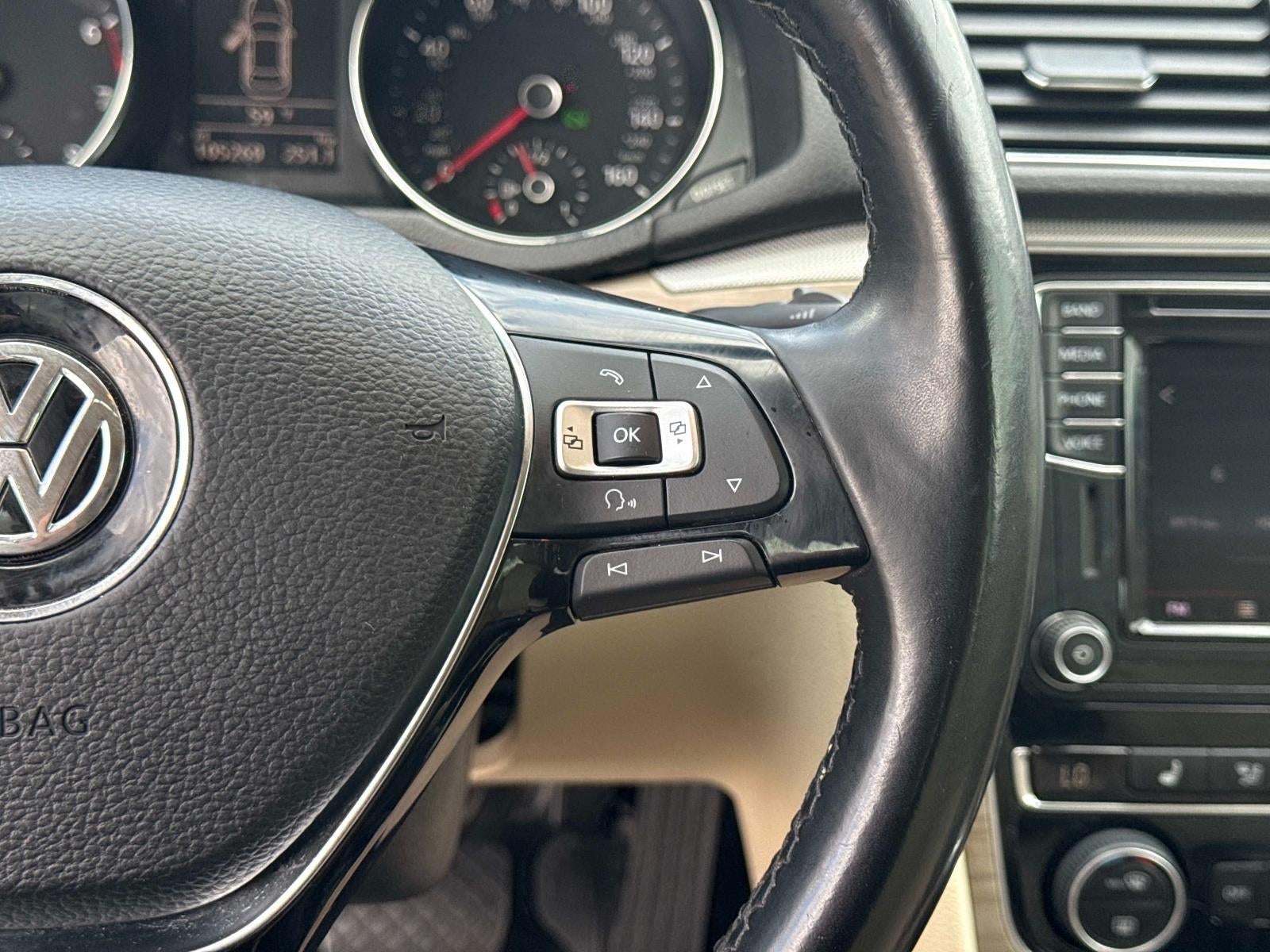 2017 Volkswagen Passat 1.8T SE