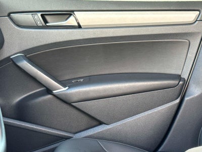 2022 Volkswagen PASSAT 2.0T SE
