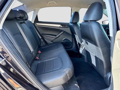 2020 Volkswagen Passat 2.0T SE