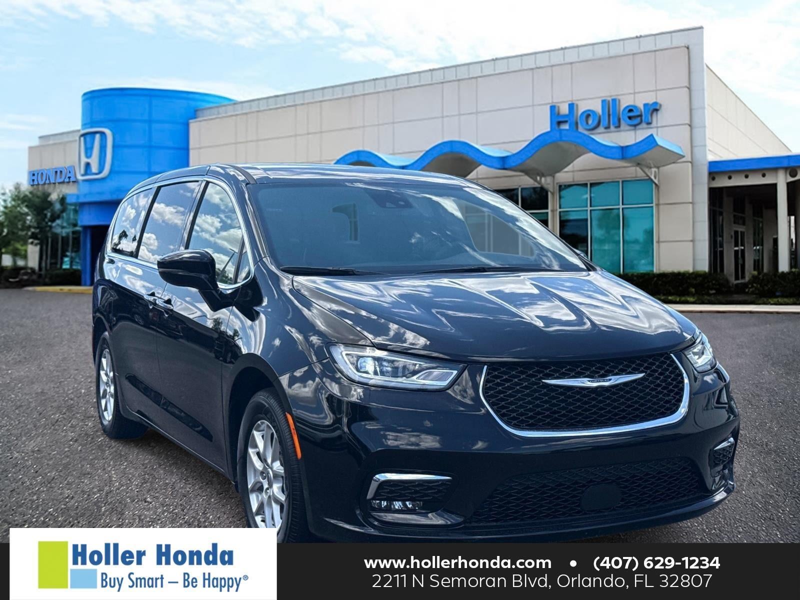 2025 Chrysler Pacifica Select