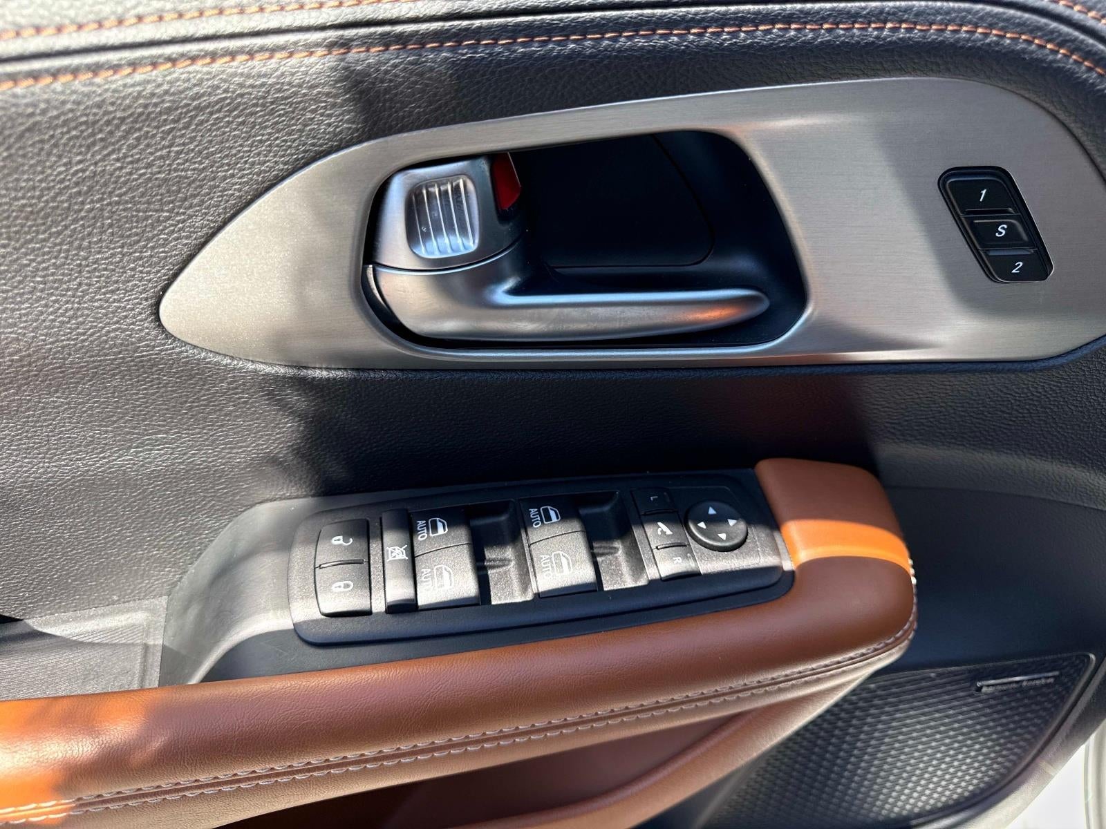 2024 Chrysler PACIFICA PINNAC Pinnacle