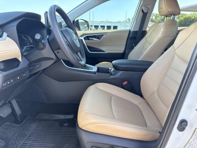 2024 Toyota Rav4 XLE Premium