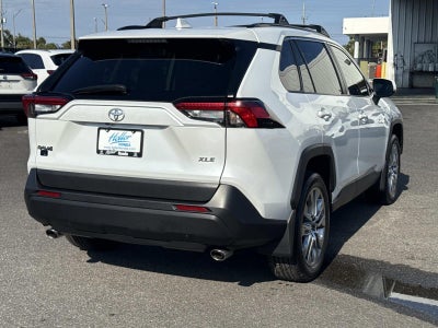 2024 Toyota Rav4 XLE Premium